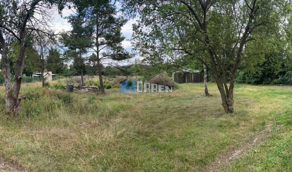 Prodej zahrady 1 800 m², Malá Hraštice – náhled fotky 3