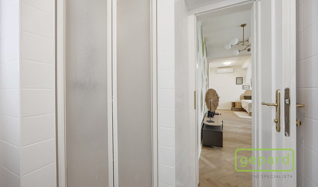 Prodej bytu 1+1 48 m², Praha – náhled fotky 21