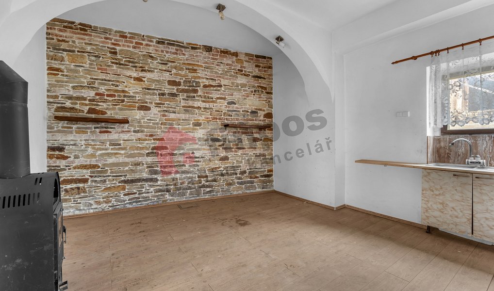 Prodej domu 310 m² s pozemkem 1 757 m², Chlumec nad Cidlinou – náhled fotky 17
