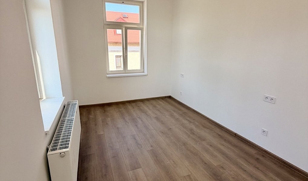 Prodej bytu 2+kk 56 m², Mariánské Lázně – náhled fotky 3