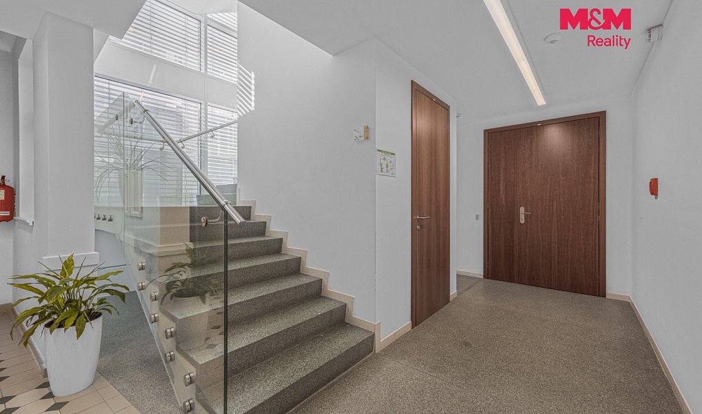 Pronájem kanceláře 82 m², Praha – náhled fotky 11