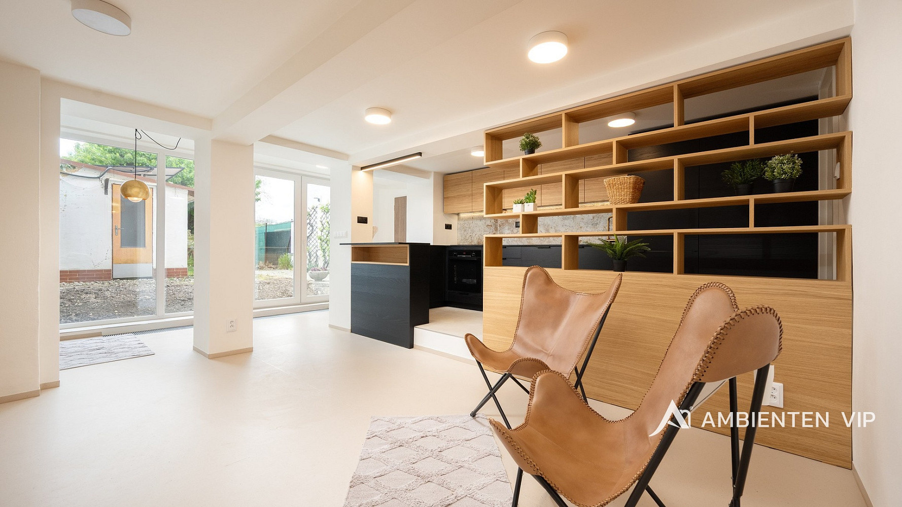 Prodej domu 211 m² s pozemkem 345 m² – fotografie 2