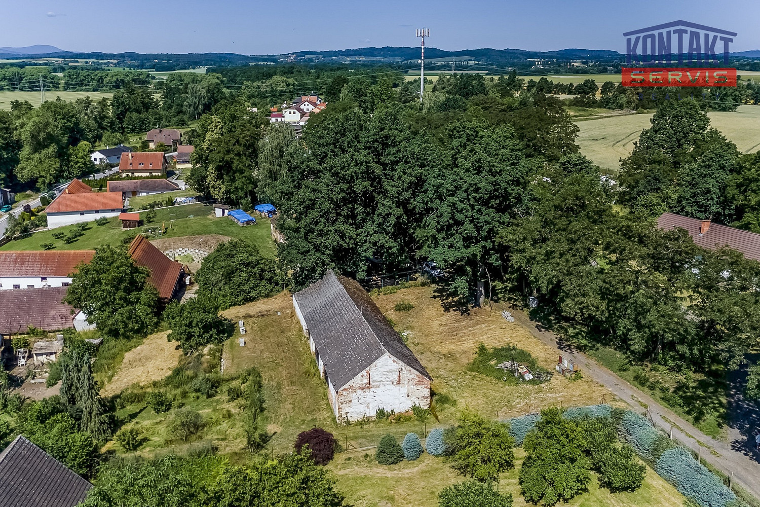 Prodej stavebního pozemku 2 140 m²