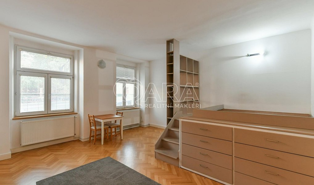 Pronájem bytu 2+kk, 56 m², Nusle - Praha 4, Praha