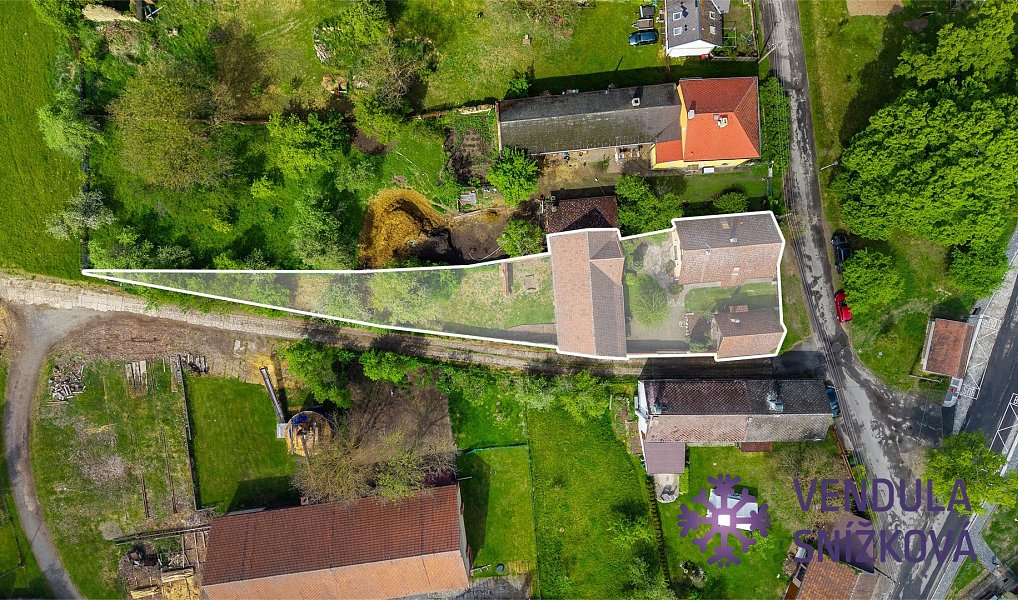 Prodej domu 180 m² s pozemkem 889 m², Bělá pod Bezdězem – náhled fotky 14