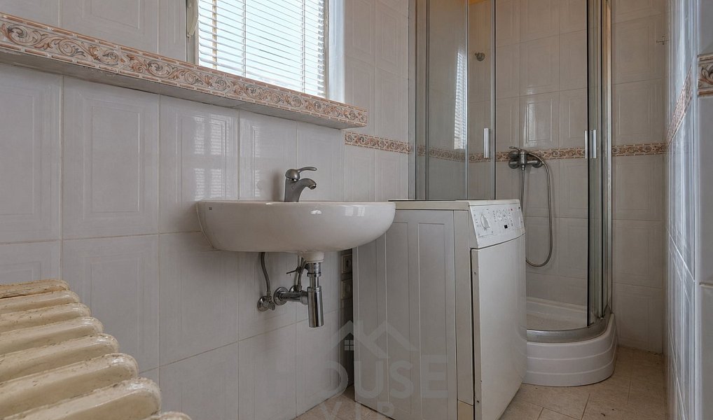 Prodej domu 275 m² s pozemkem 739 m², Praha – náhled fotky 5