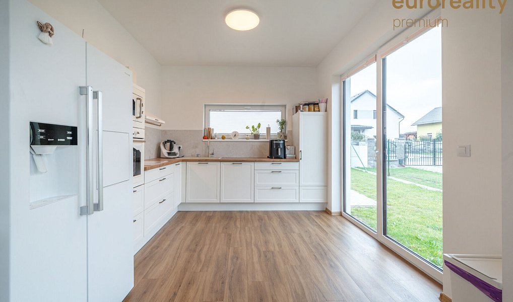 Pronájem domu 100 m² s pozemkem 61 m², Chodová Planá – náhled fotky 7