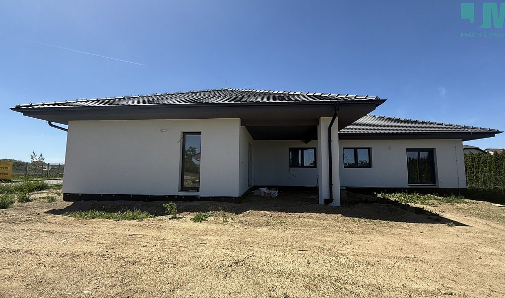 Prodej domu 228 m² s pozemkem 899 m², Hrotovice – náhled fotky 6