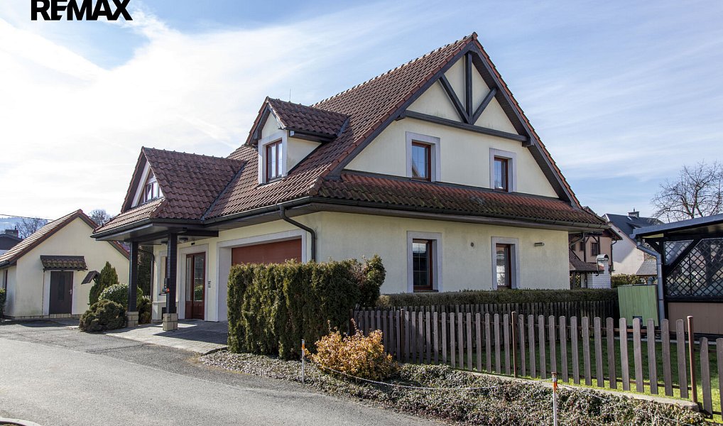 Prodej domu 302 m² s pozemkem 1 176 m², Ratiboř – náhled fotky 7