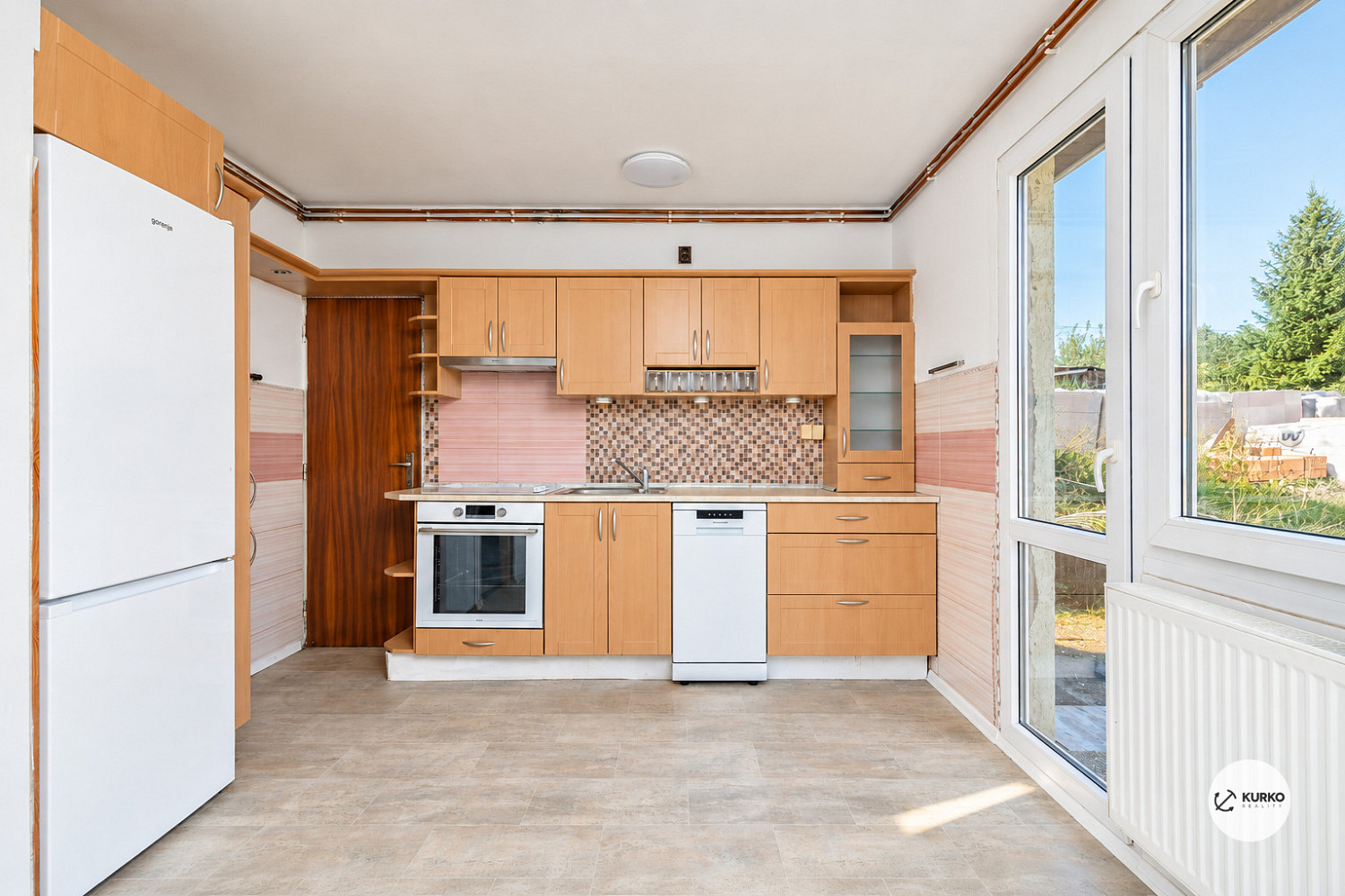 Prodej domu 120 m² s pozemkem 920 m² – fotografie 2