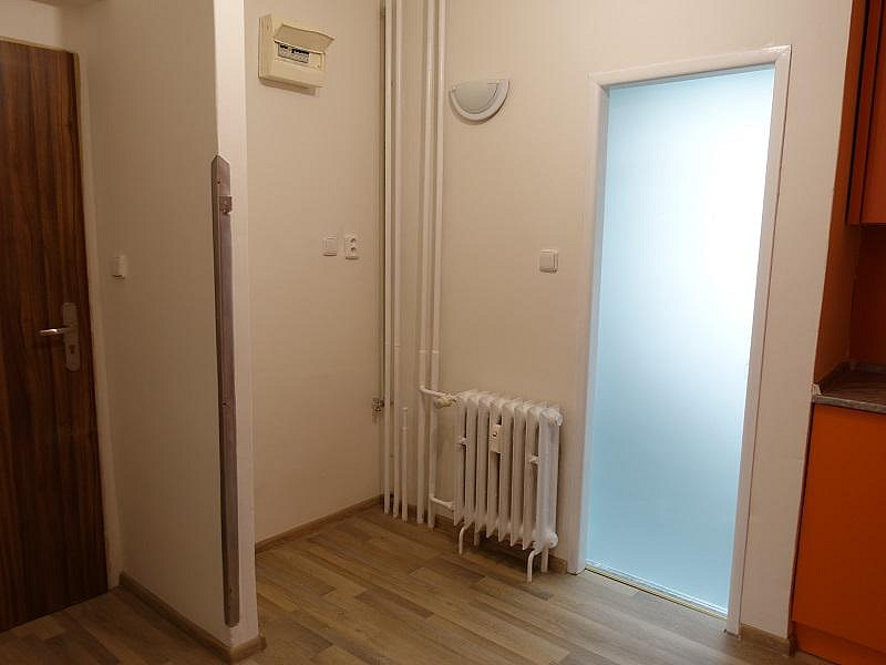 Pronájem bytu 1+kk 34 m² – fotografie 3