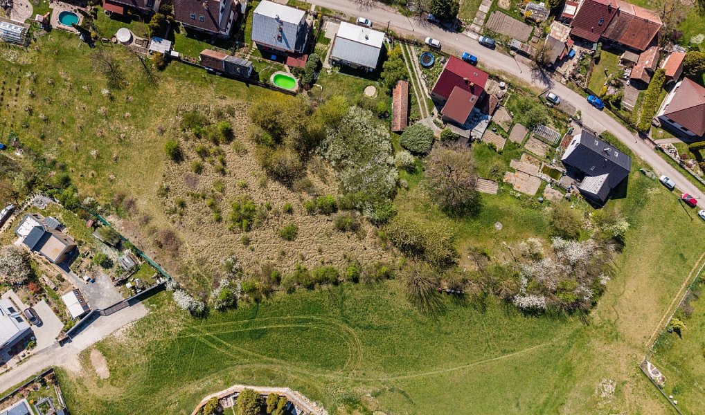 Prodej stavebního pozemku 1 700 m², Chrudim – náhled fotky 4