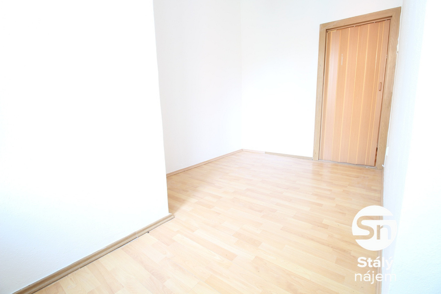 Pronájem bytu 2+kk 36 m² – fotografie 5