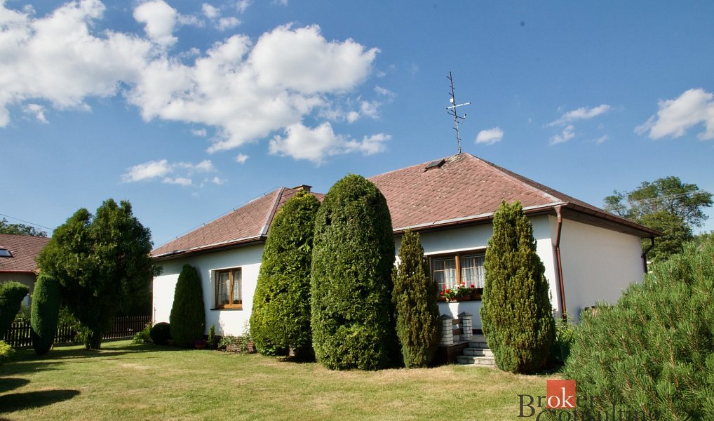 Prodej domu 255 m² s pozemkem 1 050 m², Pila – náhled fotky 3