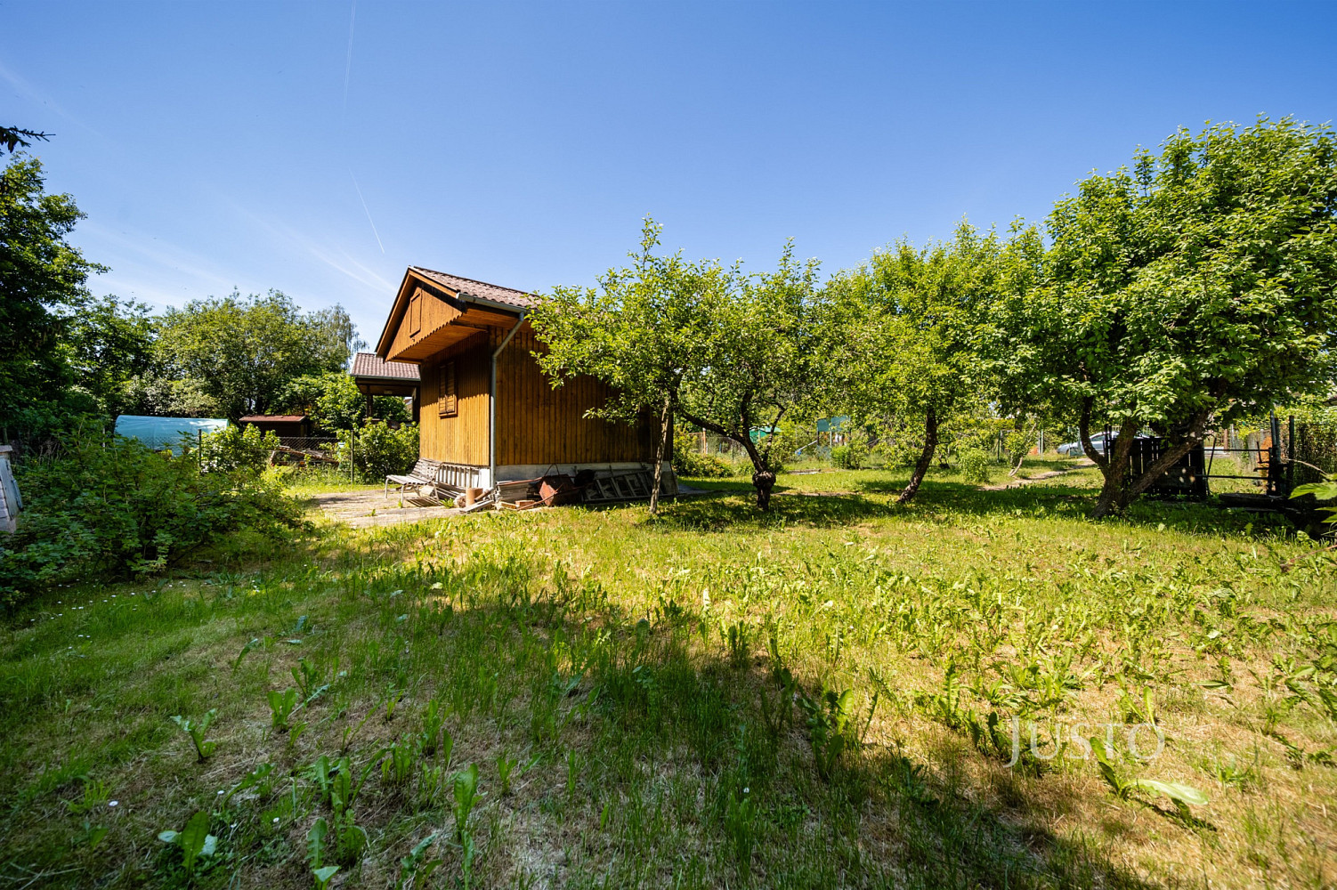 Hús, 18 m², lóð 401 m²