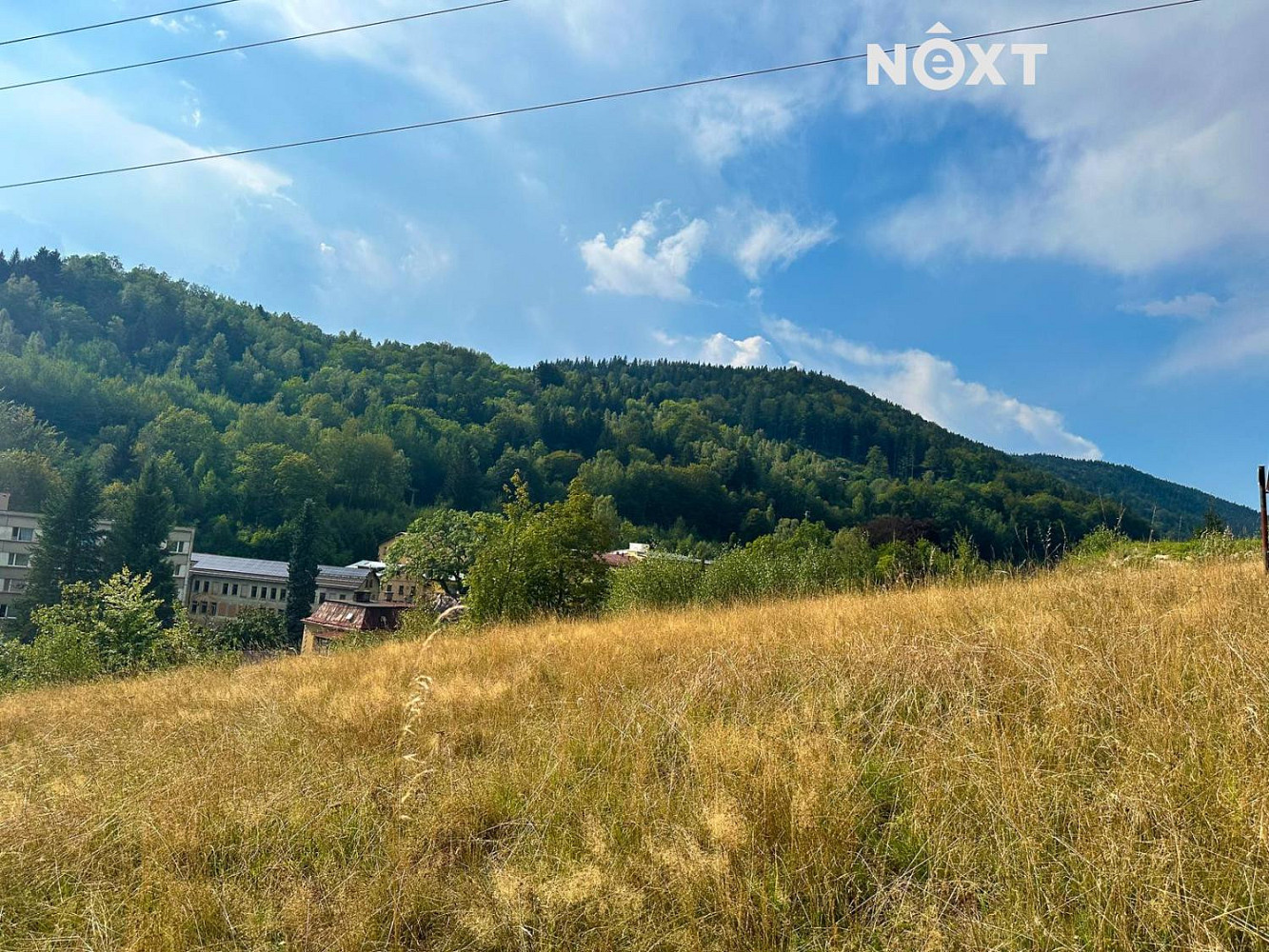 Prodej stavebního pozemku 1 270 m²