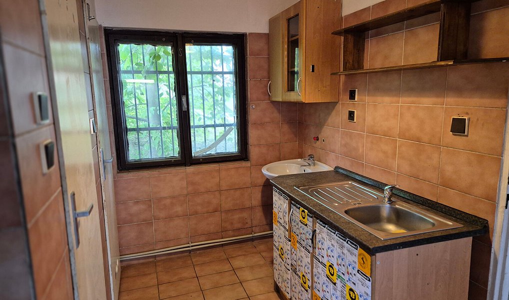 Pronájem komerčního objektu (jiného typu) 80 m², Beroun – náhled fotky 9