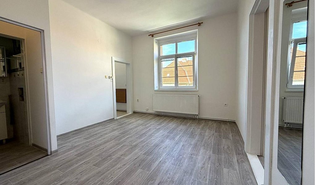 Prodej bytu 2+1 39 m², Chrudim – náhled fotky 5