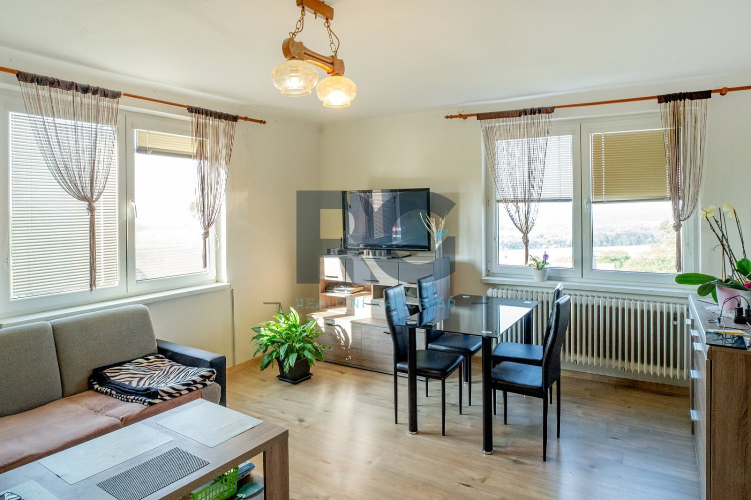 Prodej domu 552 m² s pozemkem 3 326 m² – fotografie 2