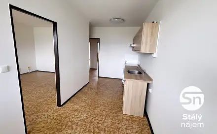 Pronájem bytu 3+1 70 m², Nad Stadionem, Králův Dvůr, okres Beroun