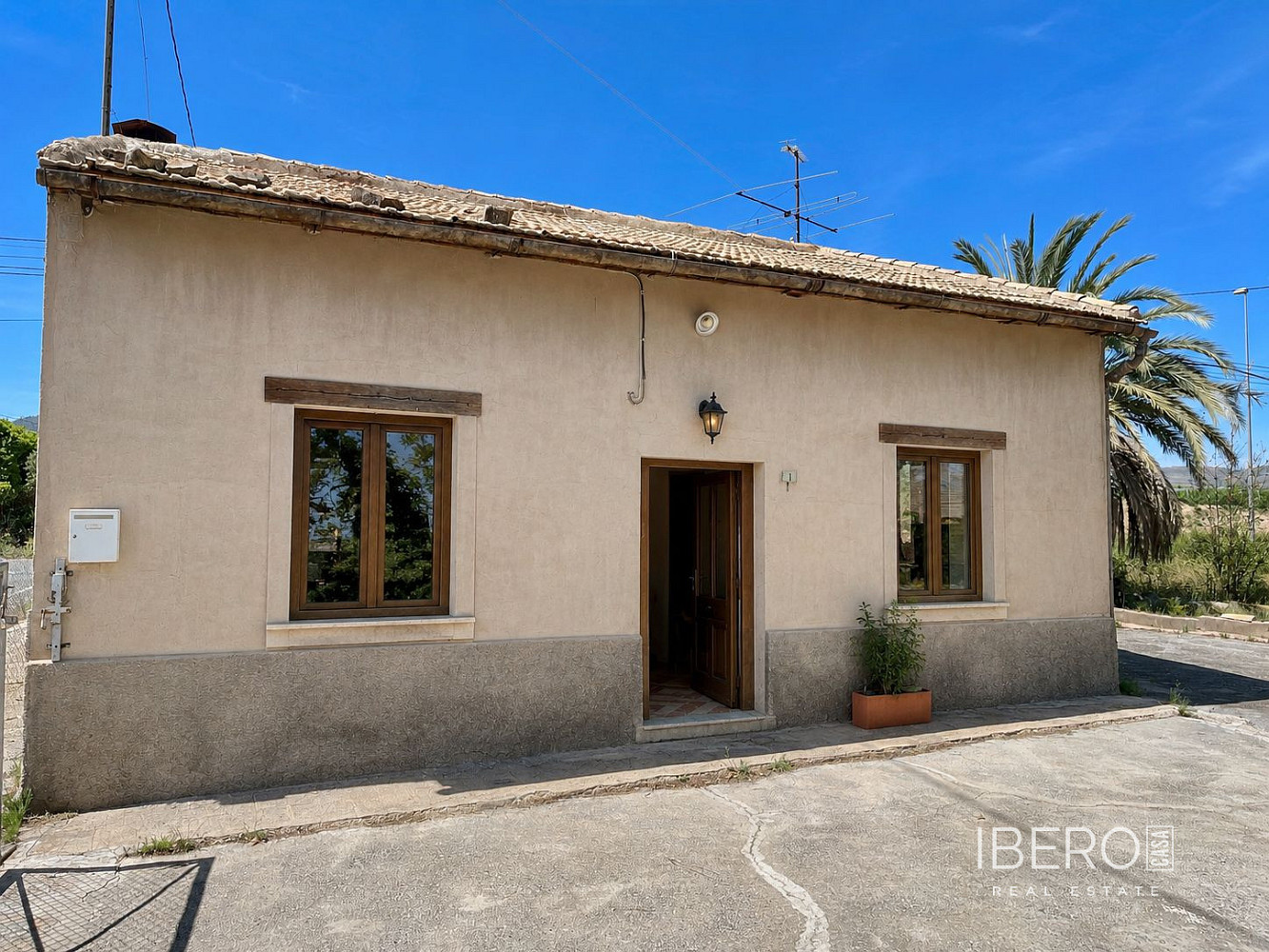 Prodej domu 150 m² s pozemkem 2 079 m²