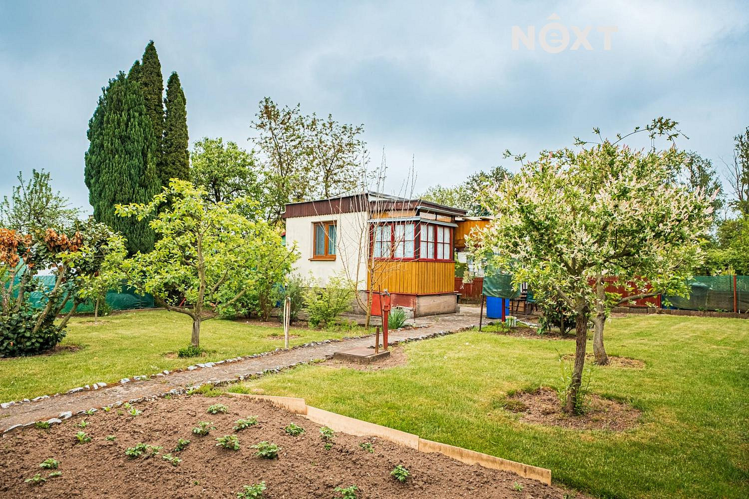 Prodej domu 16 m² s pozemkem 369 m²
