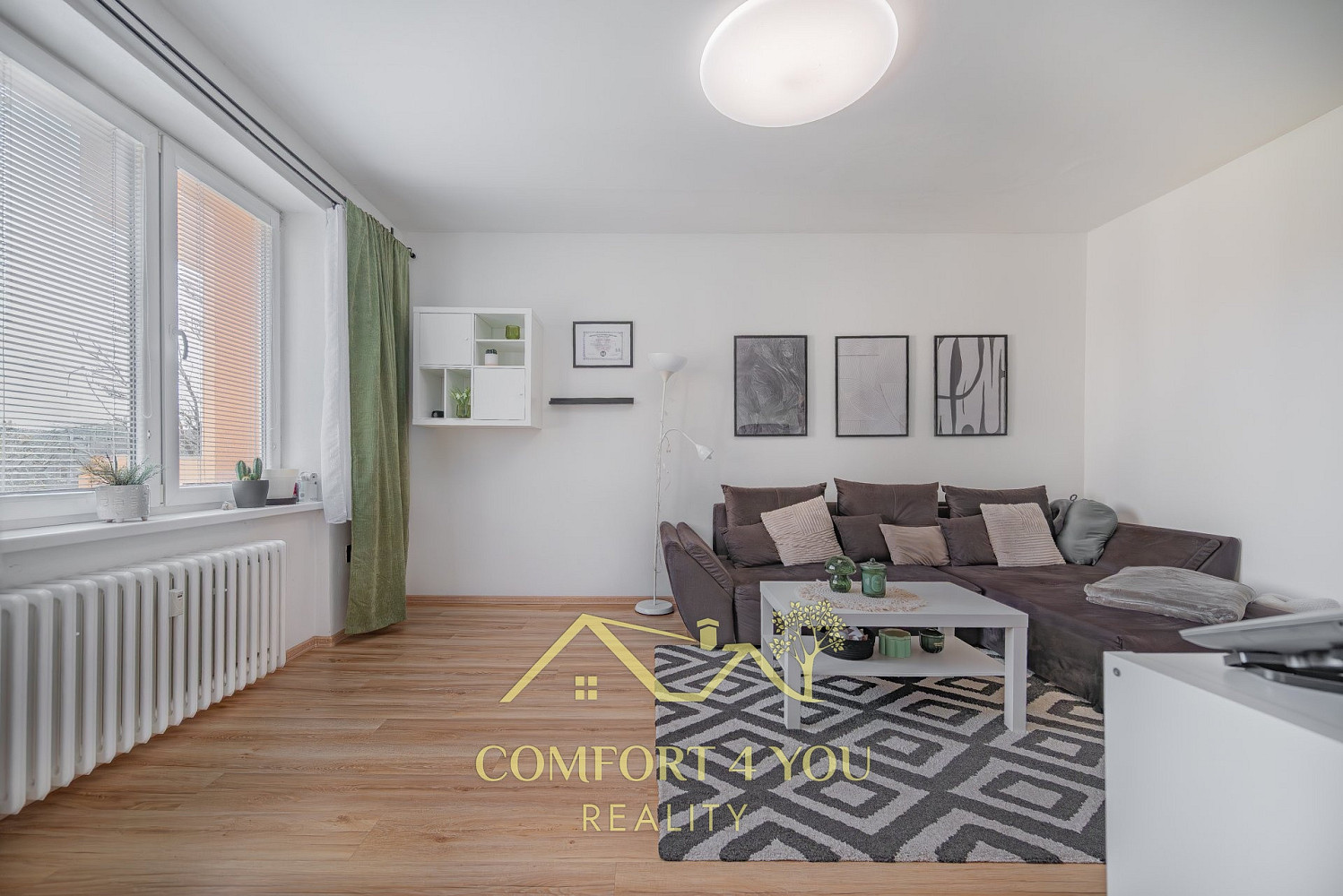 Prodej bytu 2+1 50 m² – fotografie 2
