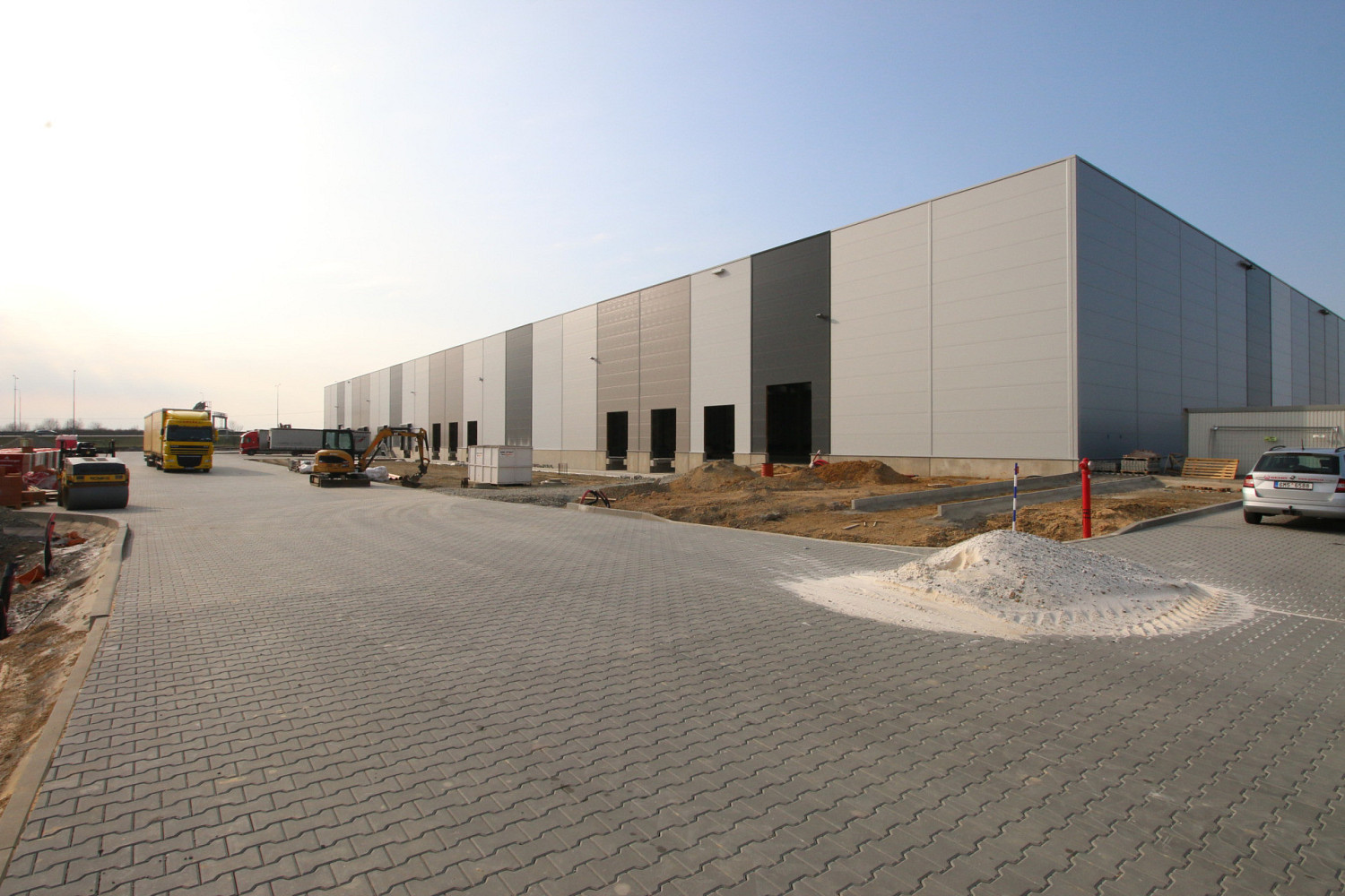 Pronájem výrobních prostor 6 800 m² — photo 2