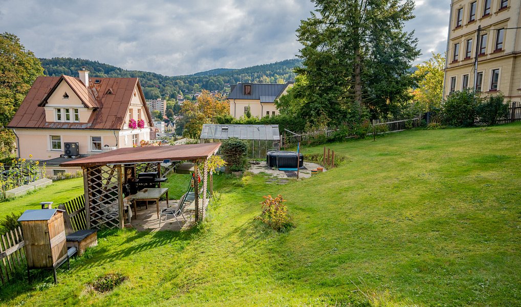 Prodej domu 600 m² s pozemkem 1 656 m², Tanvald – náhled fotky 10