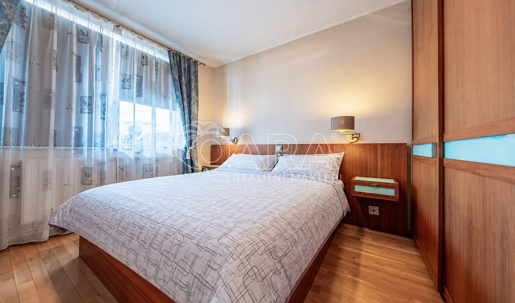 Pronájem bytu 4+1 117 m², Praha – náhled fotky 4
