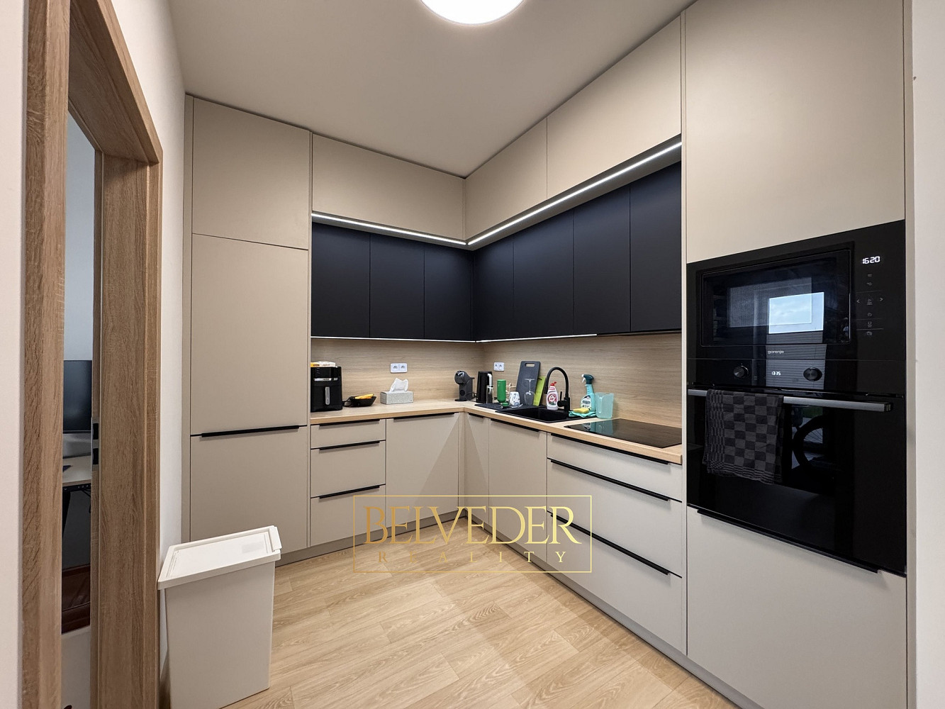 Pronájem bytu 3+kk 73 m² – fotografie 2