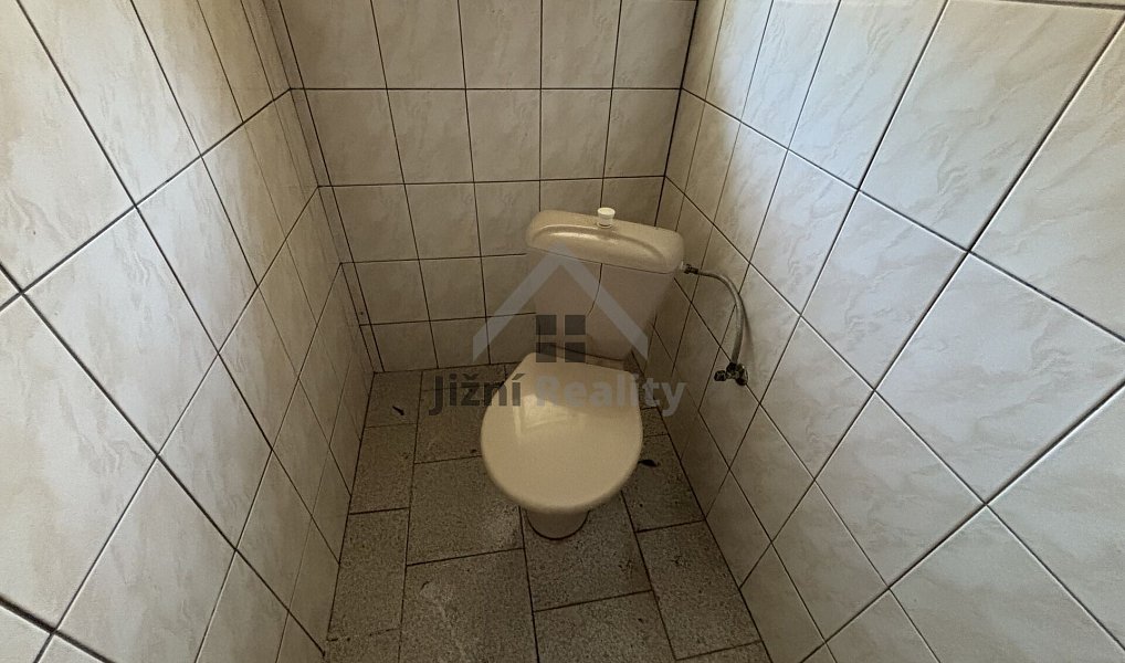 Prodej domu 205 m² s pozemkem 641 m², Nové Hrady – náhled fotky 12