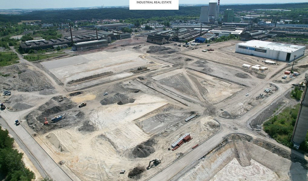 Pronájem skladovacích prostor 10 000 m², Kladno – náhled fotky 8