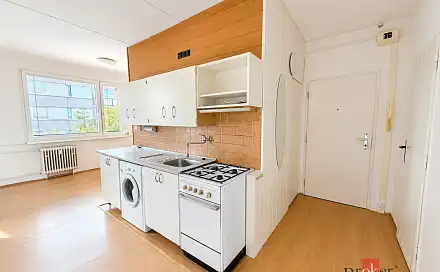 Prodej bytu 2+1 65 m², Komenského, Chomutov