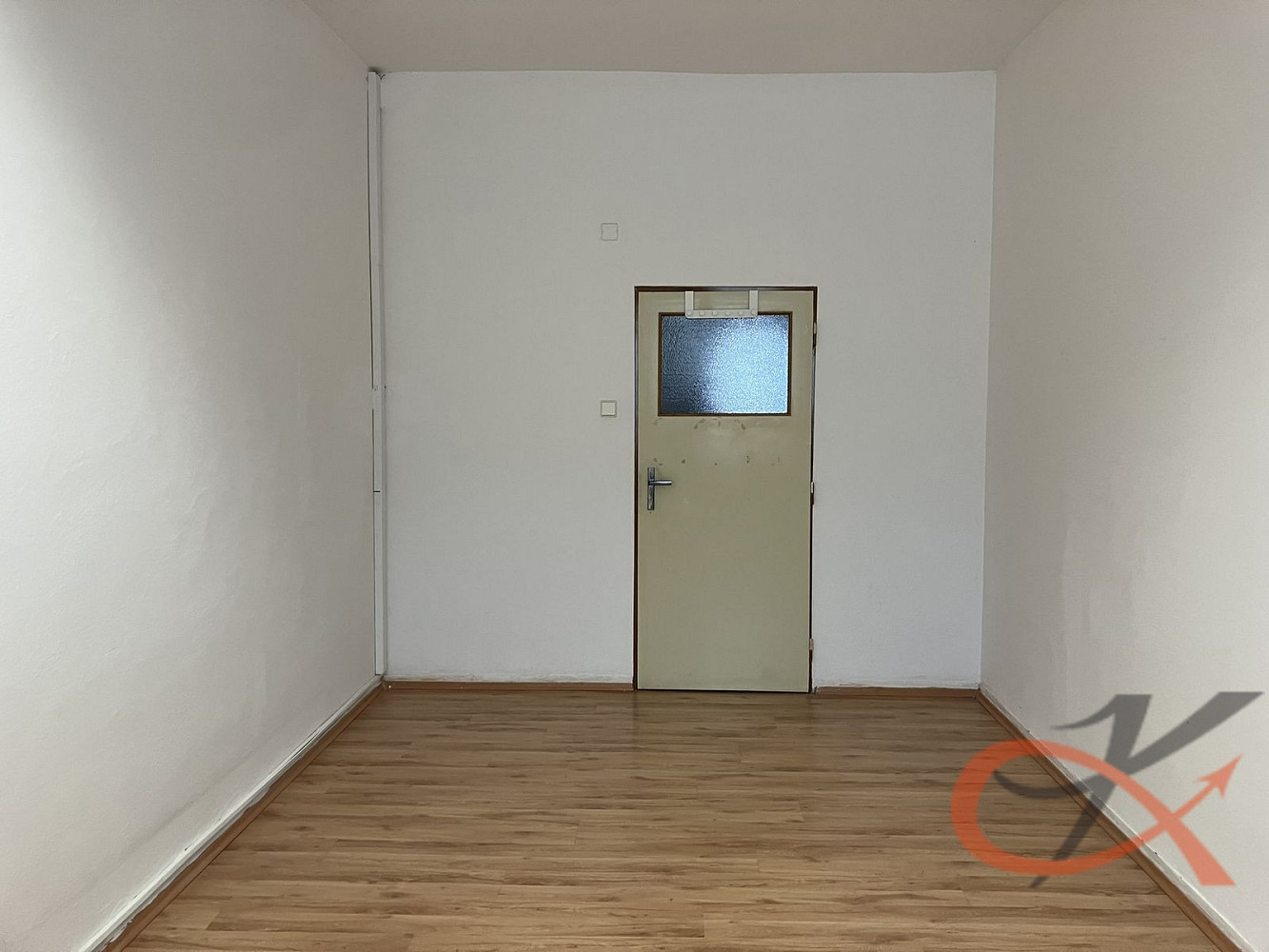 Pronájem kanceláře 18 m² – fotografie 3