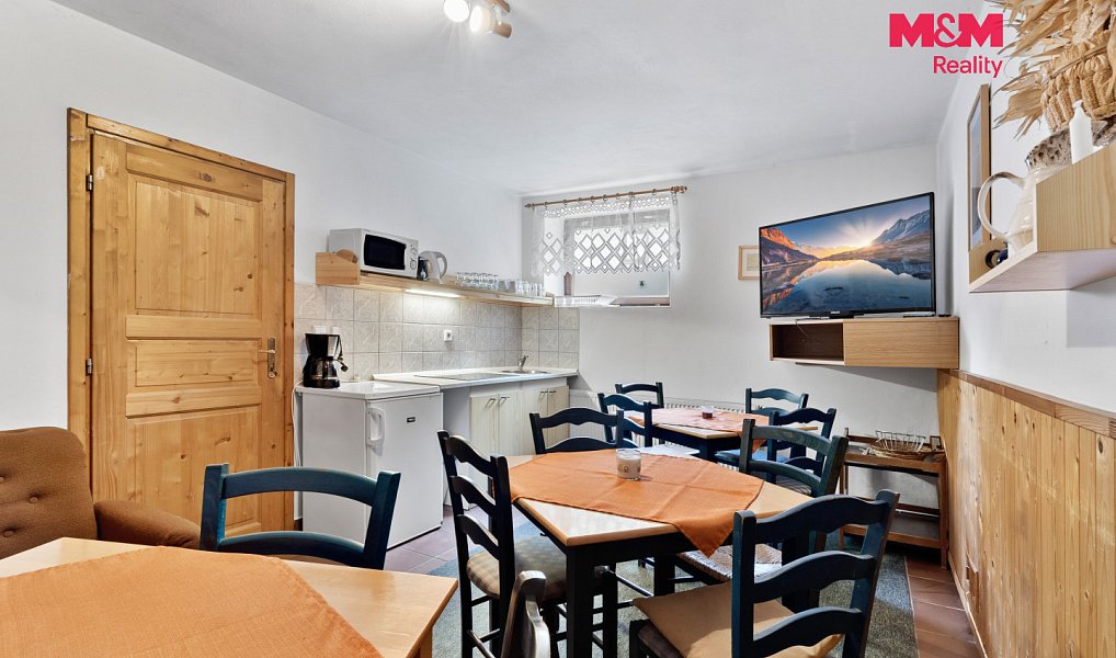 Prodej ubytovacího objektu 341 m², Harrachov – náhled fotky 14