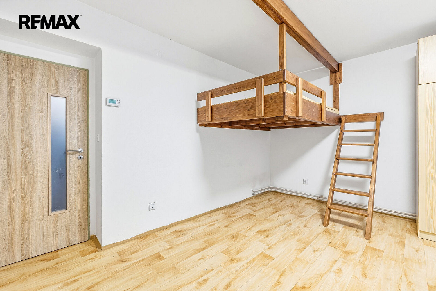 Pronájem bytu 1+1 34 m² – fotografie 3