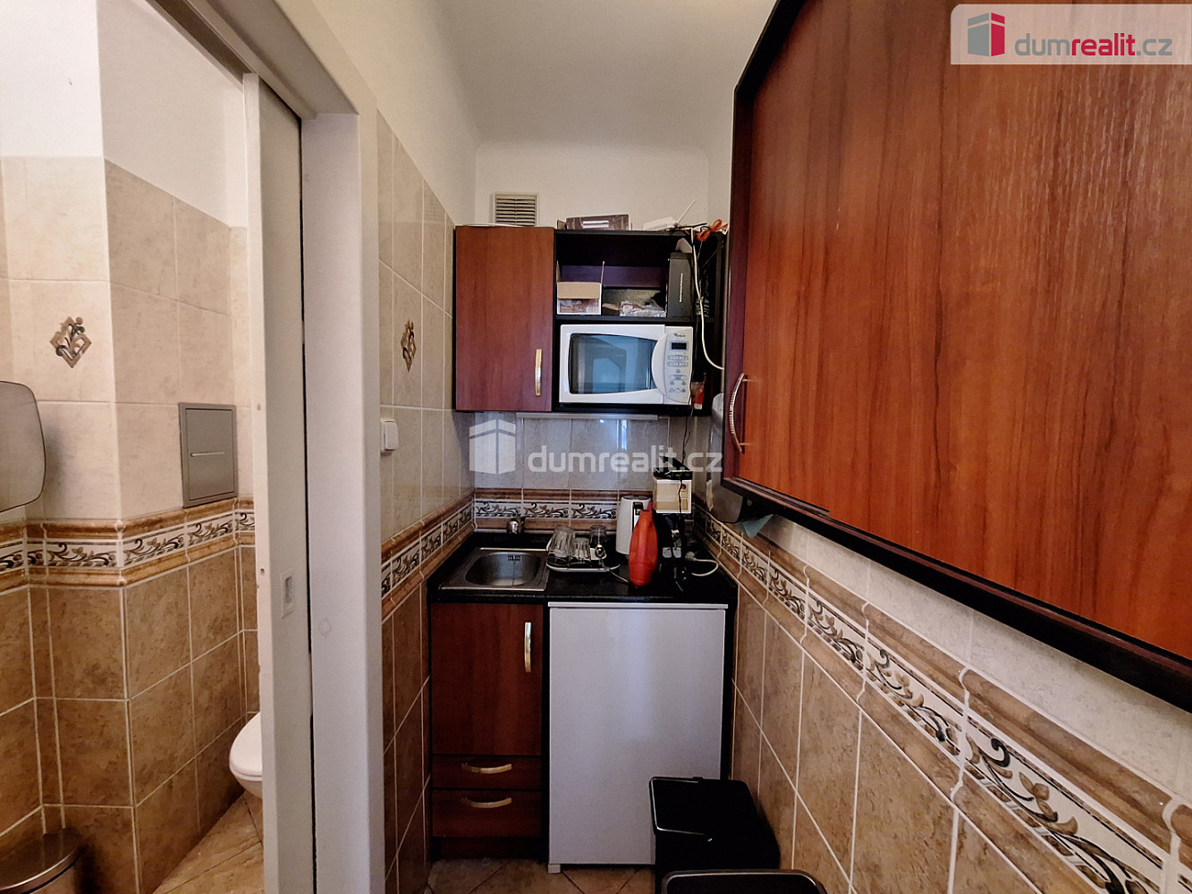 Pronájem kanceláře 51 m² — photo 5