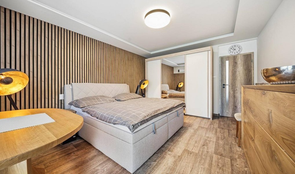 Prodej bytu 3+1 76 m², Všestary – náhled fotky 9