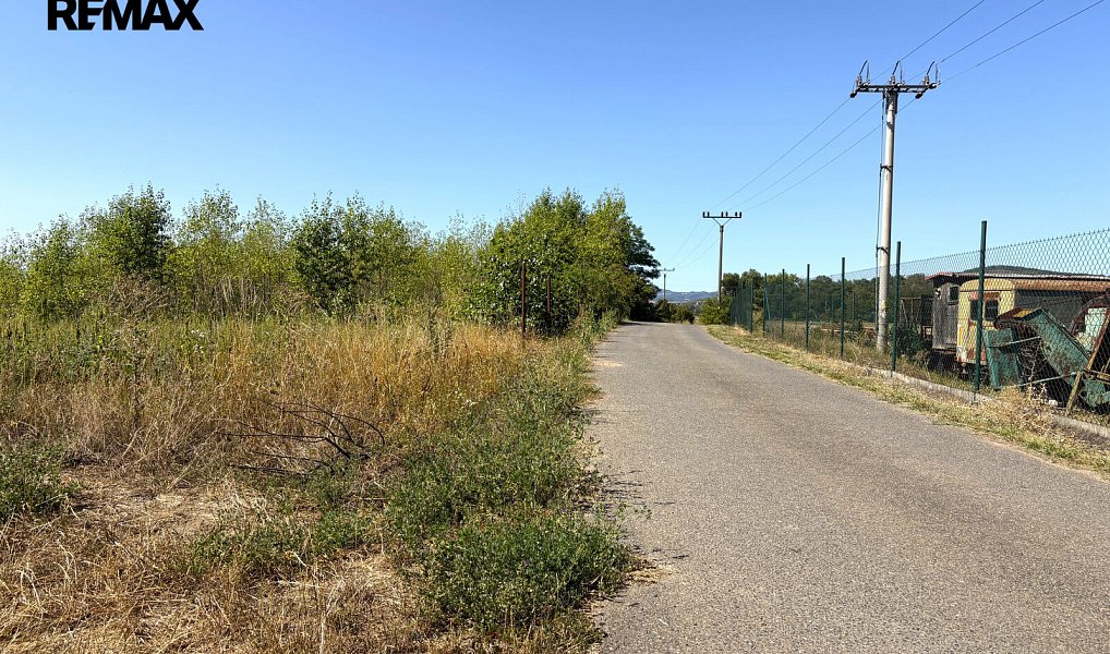 Prodej stavebního pozemku 1 202 m², Polepy – náhled fotky 8