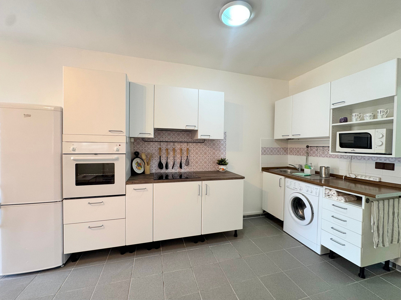 Pronájem bytu 3+kk 80 m²