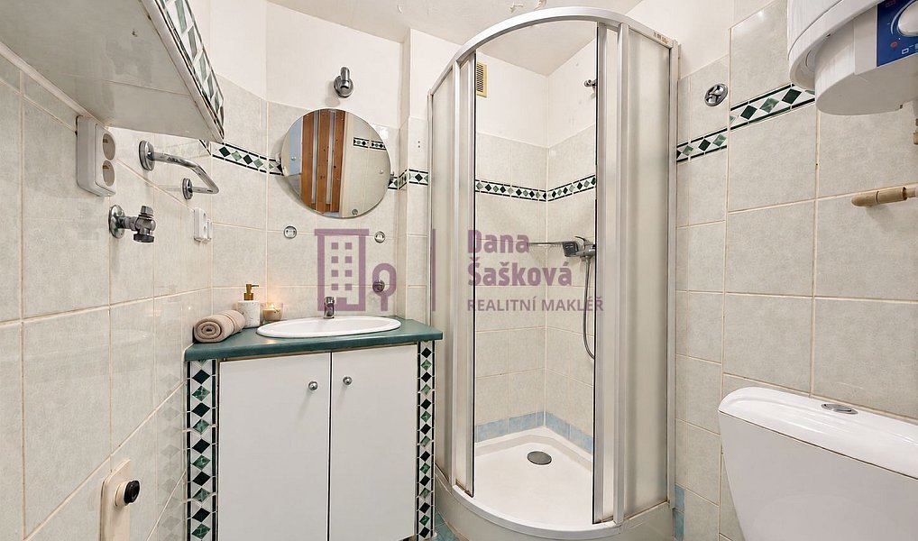 Pronájem bytu 1+kk 25 m², Jindřichův Hradec – náhled fotky 4