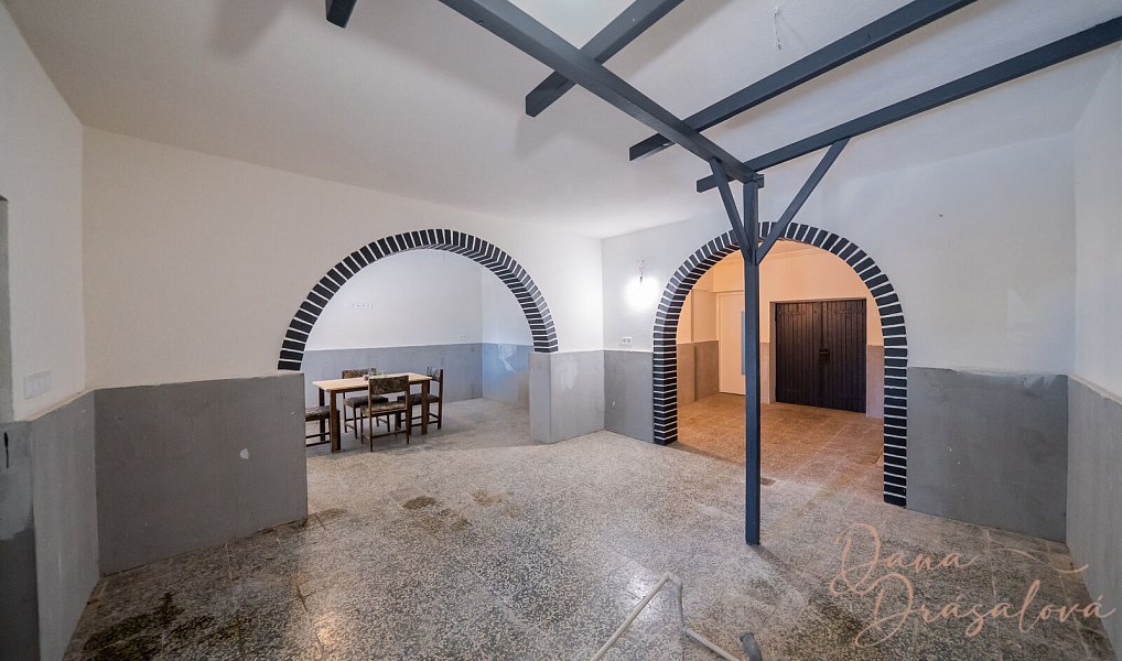 Prodej domu 190 m² s pozemkem 236 m², Strachotín – náhled fotky 42