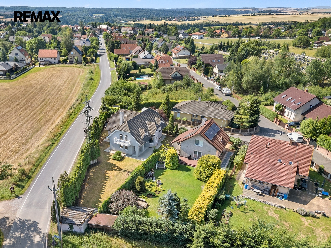 Prodej domu 253 m² s pozemkem 754 m² – pohled 2