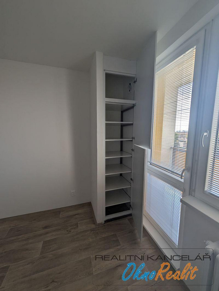 Pronájem bytu 1+1 41 m² – fotografie 3