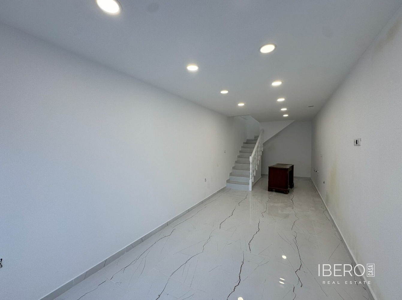 Prodej bytu 5+kk 214 m² - Más