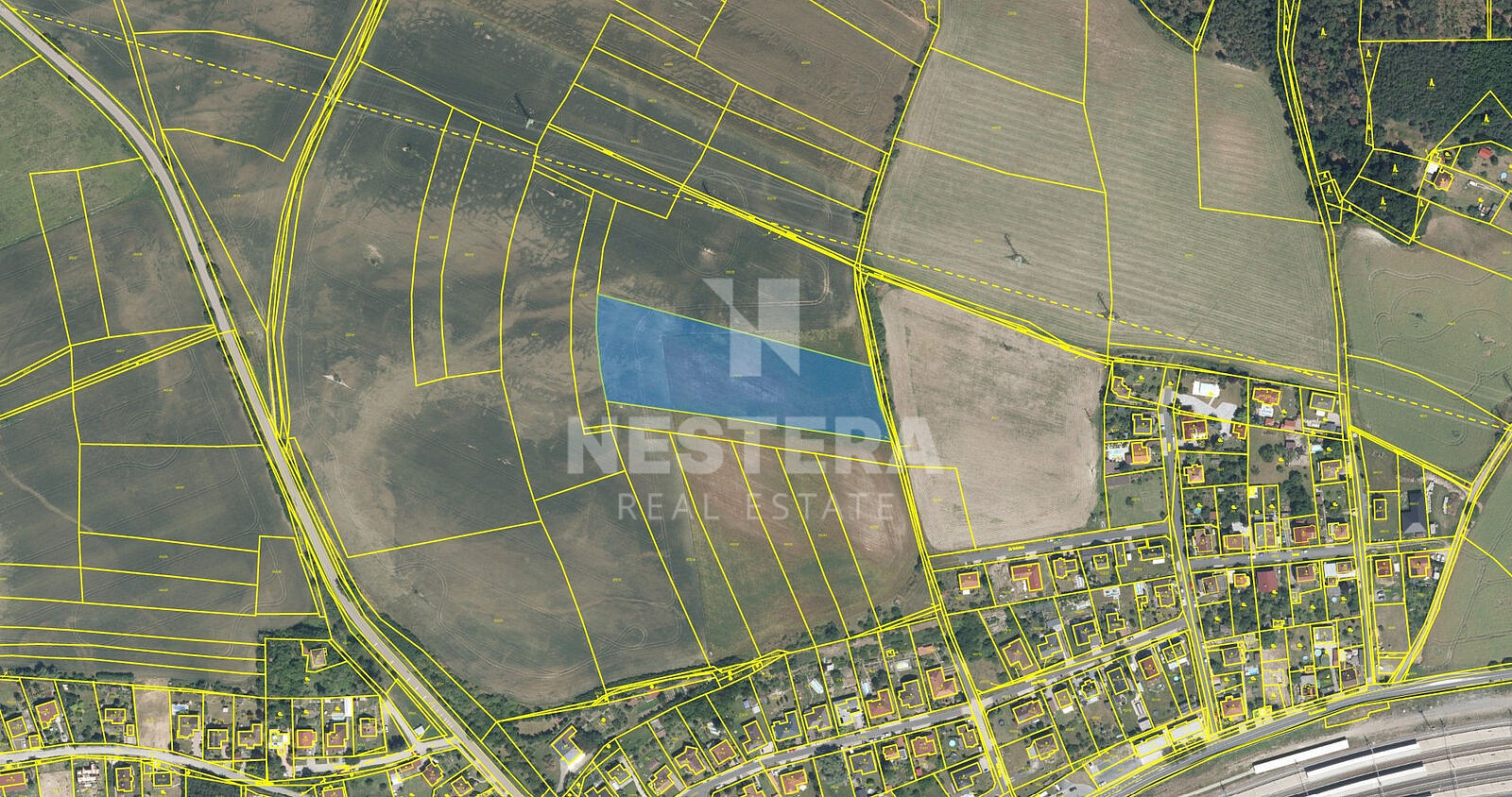 Prodej pole 11 859 m²