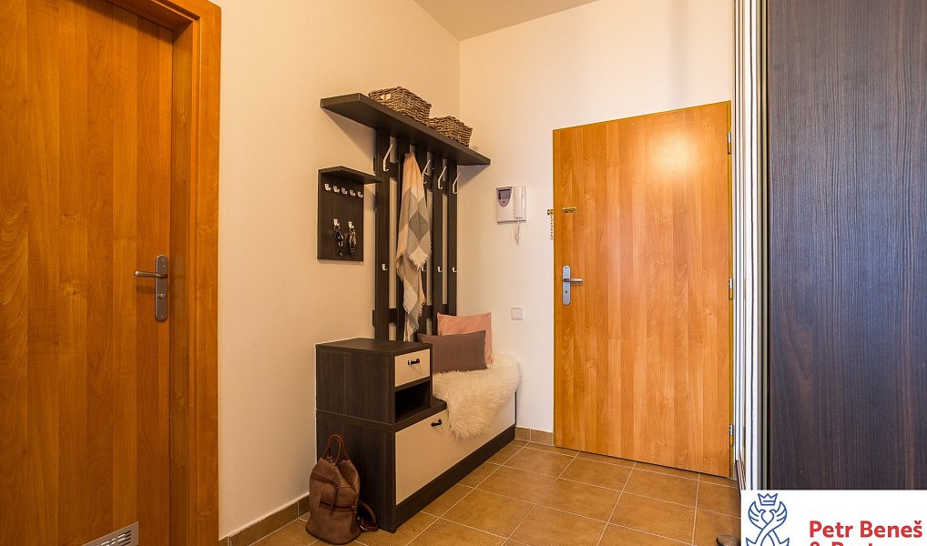 Pronájem bytu 2+kk 50 m², Slaný – náhled fotky 5