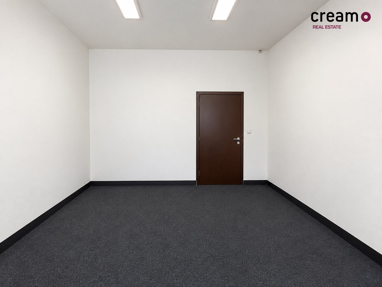 Pronájem kanceláře 16 m² – fotografie 3