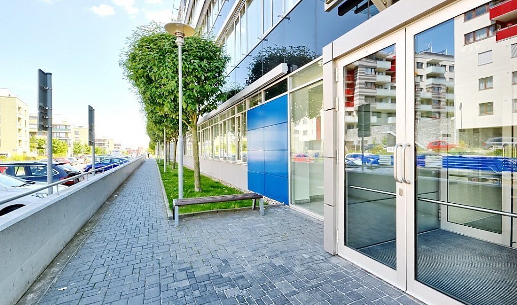 Pronájem kanceláře 243 m², Praha – náhled fotky 2